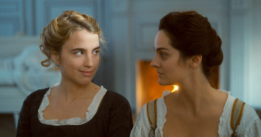 Regardez-moi: Brush Strokes and Visibility in Portrait of a Lady on Fire