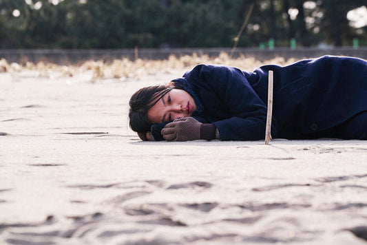 A Collapse of the Cinematic: Approaching Empathy in On The Beach At Night Alone